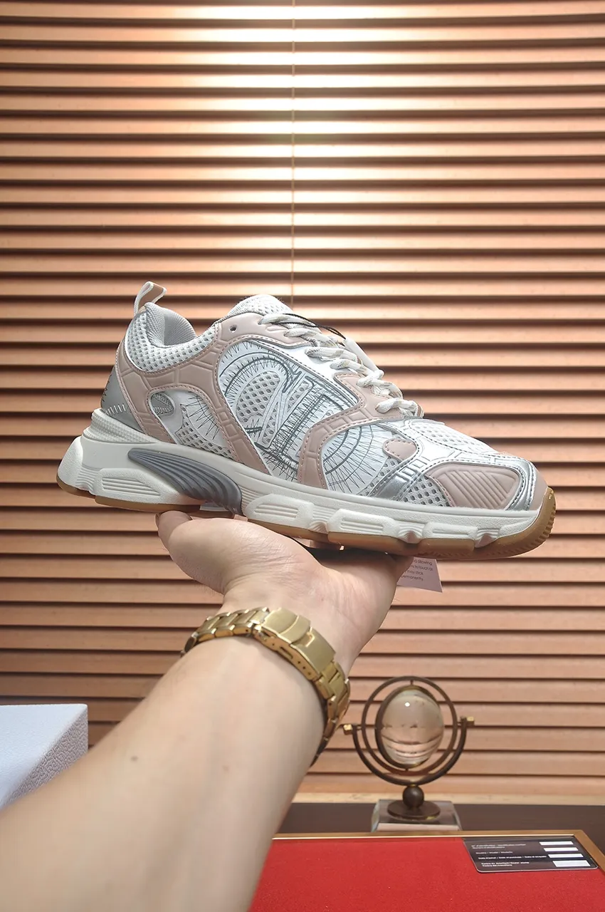 Men's shoes 💰: 640💶 Brand: Dior (Dior) Standard code: women's code 35-40. Grade: same as the official website Material: top original cowhide spliced ​​original wear-resistant lightweight outsole Style category: trendy fashion casual shoes noble luxury brand elements top luxury Color: actual picture color